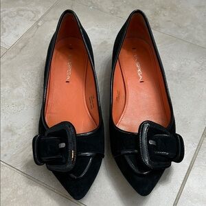 AEROSOLES Black Flats with Buckle Detail